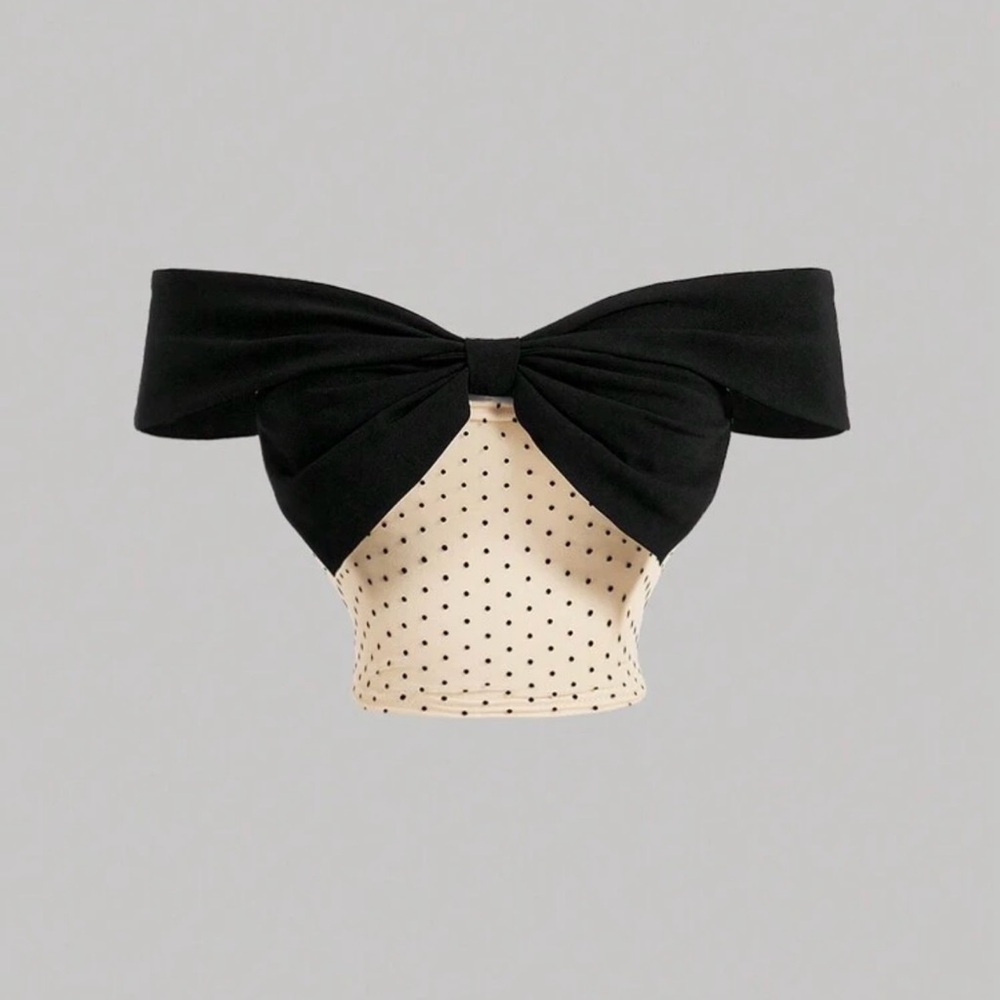 New Y2K Pinup Black and Cream Polka Dot off shoulder Top with a bow size XS